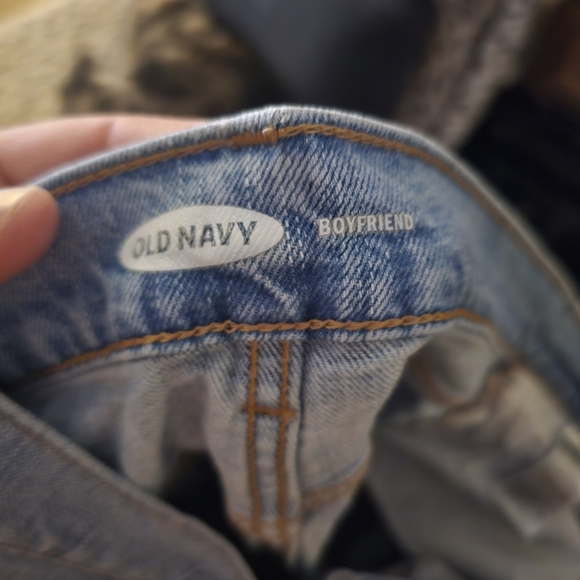 Old Navy Boyfriend Jeans Distressed Medium Wash Patched Size 8 - Picture 10 of 10